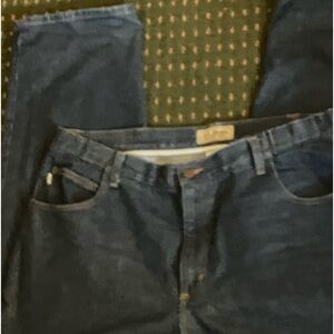L.L. Bean Comfort Waist 38/30👖👖